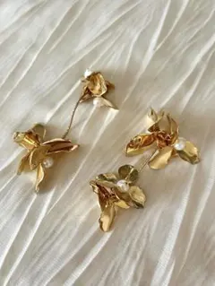 ウェディング ピアス ゴールド フラワー パール 揺れる 結婚式 前撮り