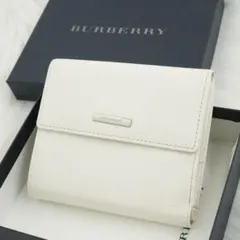 ほぼ未使用品　箱付き　BURBERRY LONDON 折り財布　ノバチェック　白