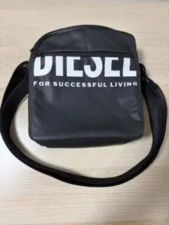 未使用級⭐︎DIESEL ディーゼル ショルダーバッグ ロゴ スクエア 黒