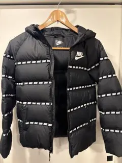 NIKE キッズ　フード付きダウンコート ブラック