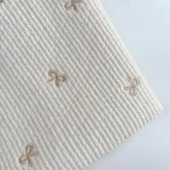 ようやく入荷！　ナチュラルで上品なリボン刺繍ヌビ　韓国生地