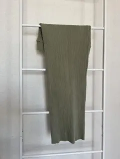 美品⭐︎ZARA＊リブスカート タイトスカート オリーブ グリーン カーキ Lのサムネイル
