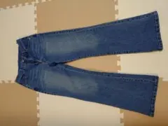 healthyデニムSサイズブーツカット 1度だけ着用美品！定価16000円