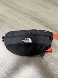 【美品】ノースフェイス ウエストバッグ ボディバッグ ブラック×レッド