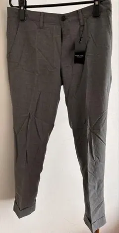 BURBERRYBLACKLABELスリムフィットパンツ 82 新品未使用タグ付