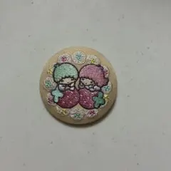 サンリオキャラクター　刺繍缶バッチ　ビスケット4