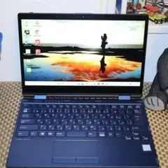 2in1希少！Win11公式対応8世代Corei5/メ8G/SSD/無線/カメラ