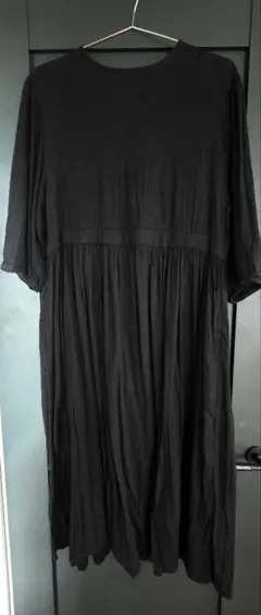 最終価格！！美品/匿名　ブラック　黒　リネンワンピース　リネンドレス　上質