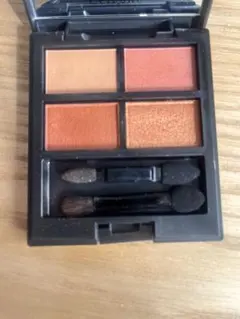 Celvoke アイパレット 03