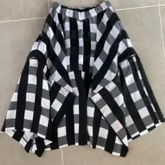 COMME des GARÇONS コムコム　チェックフレアスカートSのサムネイル