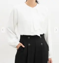 ハニーズ　あったか裏地ボウタイブラウス