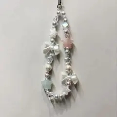 ビーズストラップ　スマホストラップ　星　リボン　ピンク　水色