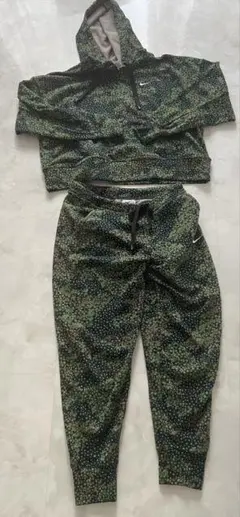 Nike 花柄スウェットセット M