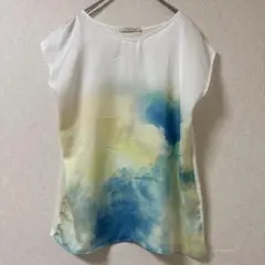 Stola. 半袖カットソー 柄　グラデーション　ホワイト　ブルーのサムネイル