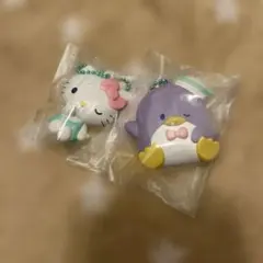 サンリオ　キーホルダー　ハローキティ、タキシードサム　2個セット