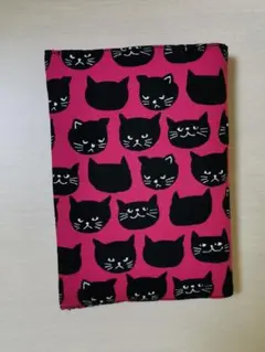 黒猫柄 布製ブックカバー ピンク/文庫サイズ