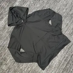 gu◆ 男女兼用・UVカットフルジップパーカー・150・黒◆ジーユー・キッズ