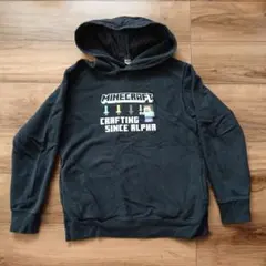 ユニクロ　マイクラ　プルパーカー　スウェット　トレーナー　黒　キッズ