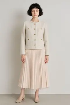 アイボリー ノーカラージャケット