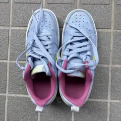 NIKE スニーカー ブルー水色