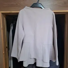 ペプラム　カットソー　冬用　フリーサイズ　ブラッシュド素材