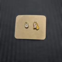 ピアス　ディズニー　不思議の国のアリス