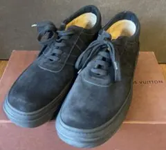Louis Vuitton スニーカー 靴 ローカット メンズ スエード 黒のサムネイル