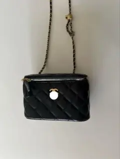 ブラック ショルダーバッグ