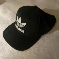 adidas ベースボールキャップ
