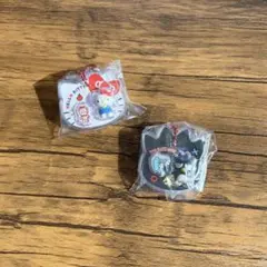 サンリオキャラクターズパッケージチャーム キティ バツ丸