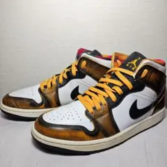 NIKE AIR JORDAN 1 MID SE