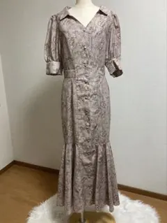 未使用値下げ‼︎リエンダ　花柄ロングワンピース　ベージュ　結婚式　オケージョン