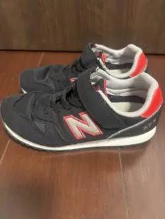 New Balance 373 黒/赤 スニーカー　20cm