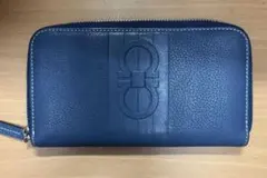 Salvatore Ferragamo フェラガモ ガンチーニ 長財布のサムネイル