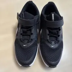 新品Nike キッズ スニーカー ブラック
