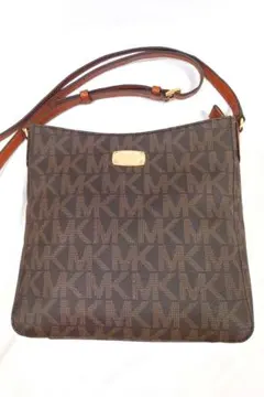 MICHAEL KORS ショルダーバッグ　シグネチャー