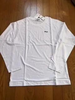 FILA 長袖Tシャツ　白色　L フィラ長袖カットソー ワンポイントTシャツ
