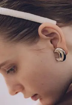 ⭐︎最終価格⭐︎新品未使用　IRIS47イリスフォーセブン　ピアス ジュエリーブランドIRIS47(イリスフォーセブン)から新作