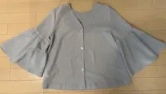 Rouge vif フレアスリーブ Vネックブラウス