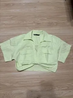 ZARA クロップドシャツ Mサイズ ライムグリーンのサムネイル