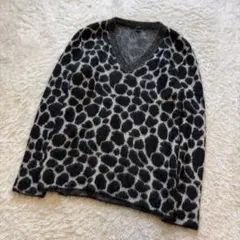 未使用級✨GUCCI✨モヘヤニット✨レオパード柄　モノトーン M フリーダ期のサムネイル