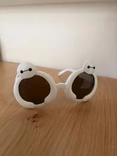 ディズニー　サングラス　ベイマックス　ホワイト