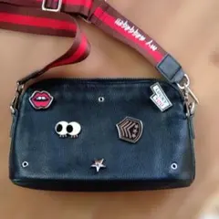 PECHINCHAR ピンバッチ パックパック 牛革 リュックサック 黒 - メルカリ