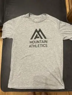 The North Face Mountain Athletics Tシャツ