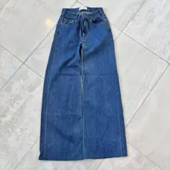 TU ES MON TRESOR The Larimar Jean 24のサムネイル