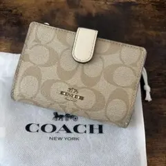 coach二つ折り財布コーチベージュ