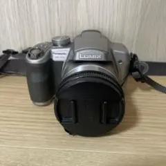 パナソニックLUMIX DMC-FS20-K 動作確認○ 箱 充電器付き - メルカリ