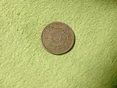 メ*ー様 古銭 大正13年 日本 菊紋 五十銭硬貨 銀貨 コレクションのサムネイル