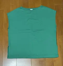 【GALERIE VIE 】ノースリーブ Tシャツ＊グリーン＊美品のサムネイル