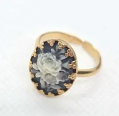 ヨーロッパ製 カメオ ヴィンテージリングオーバル型 花柄